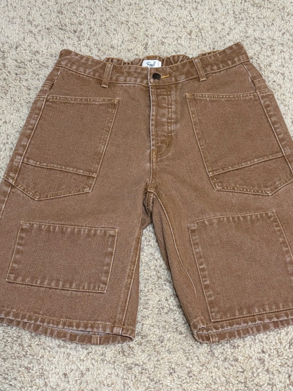 easel Brown Patch Pocket Jean Shorts